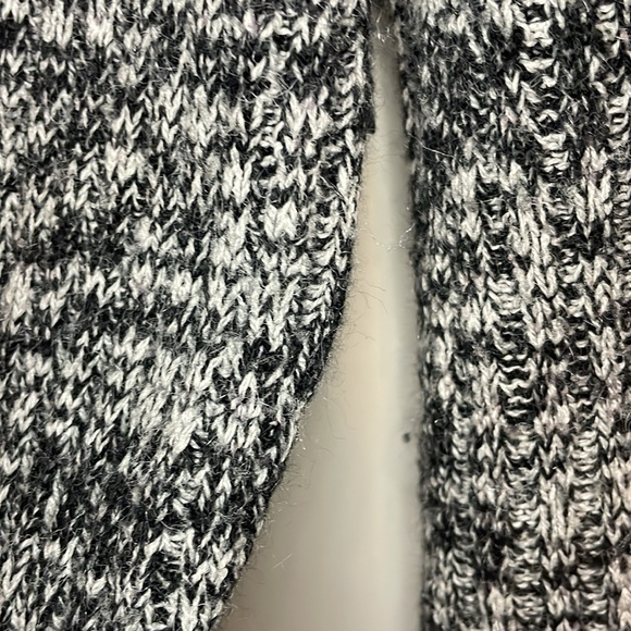 Christan Dior Black & White Wool Cardigan - Picture 11 of 13